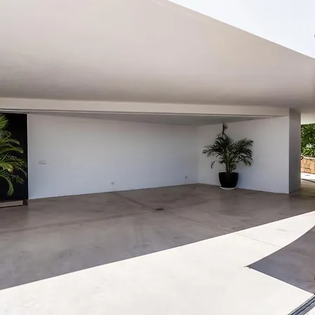 Moderna Vila Estepona